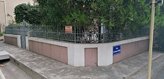 Clôture de face avant travaux